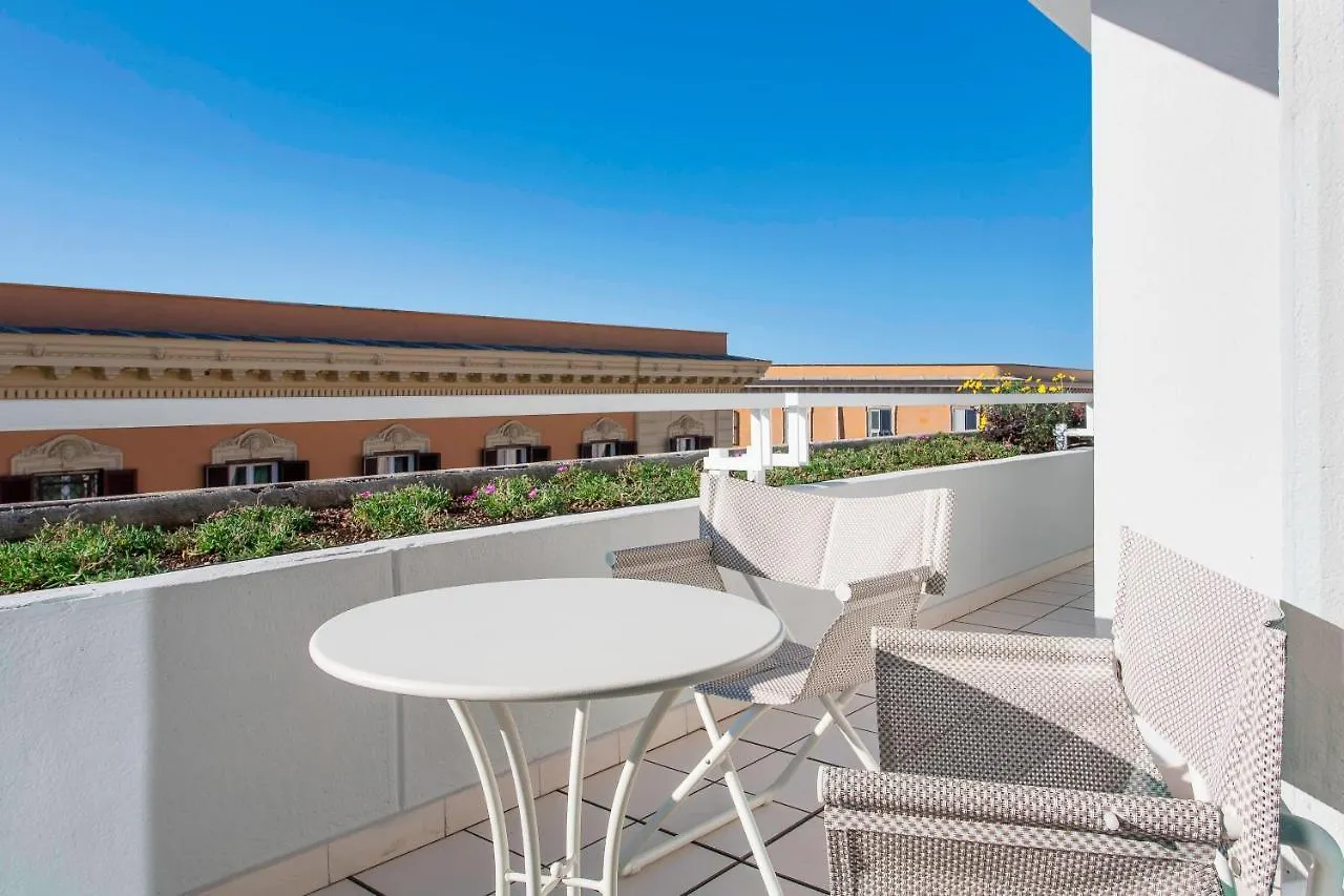 Отель Le Meridien Visconti Рим